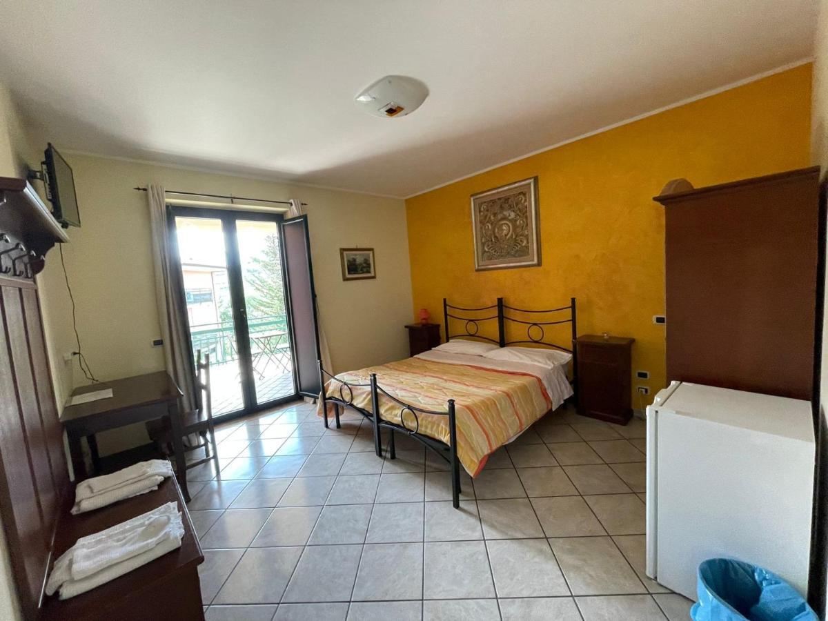 Pietrabianca Country House Manocalzati Buitenkant foto
